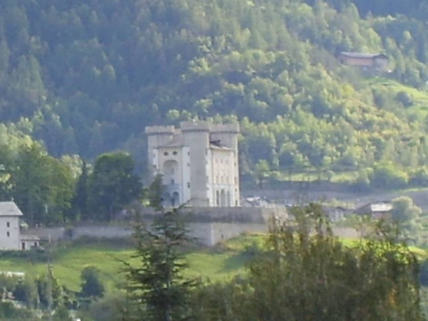 Aymaville Castle