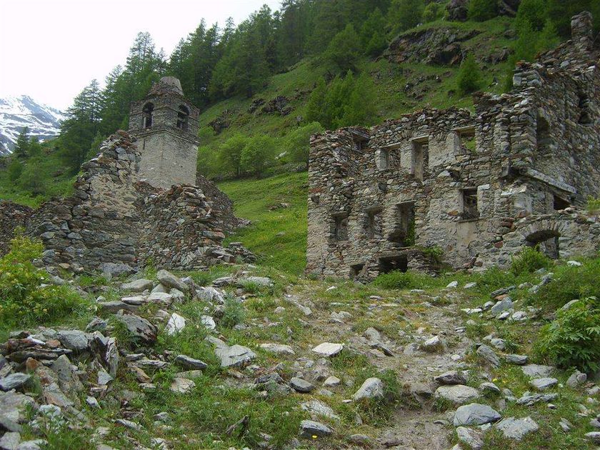 the old village by the Beauregard Dam